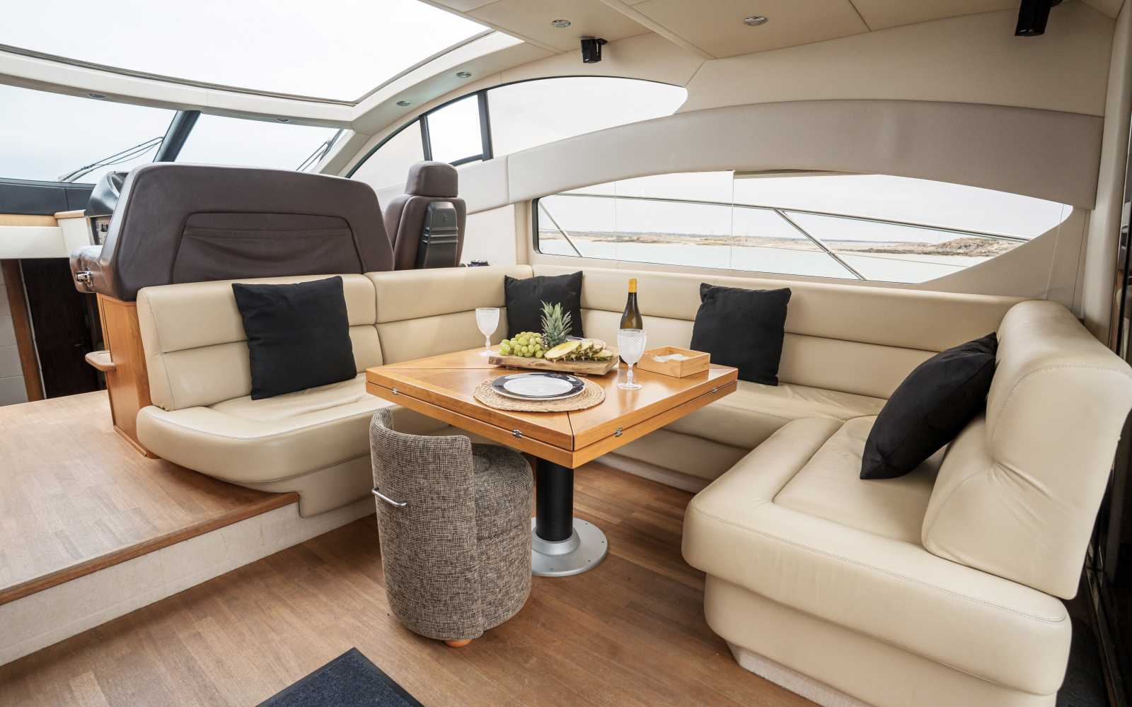 Sunseeker Predator 62 "shadow"