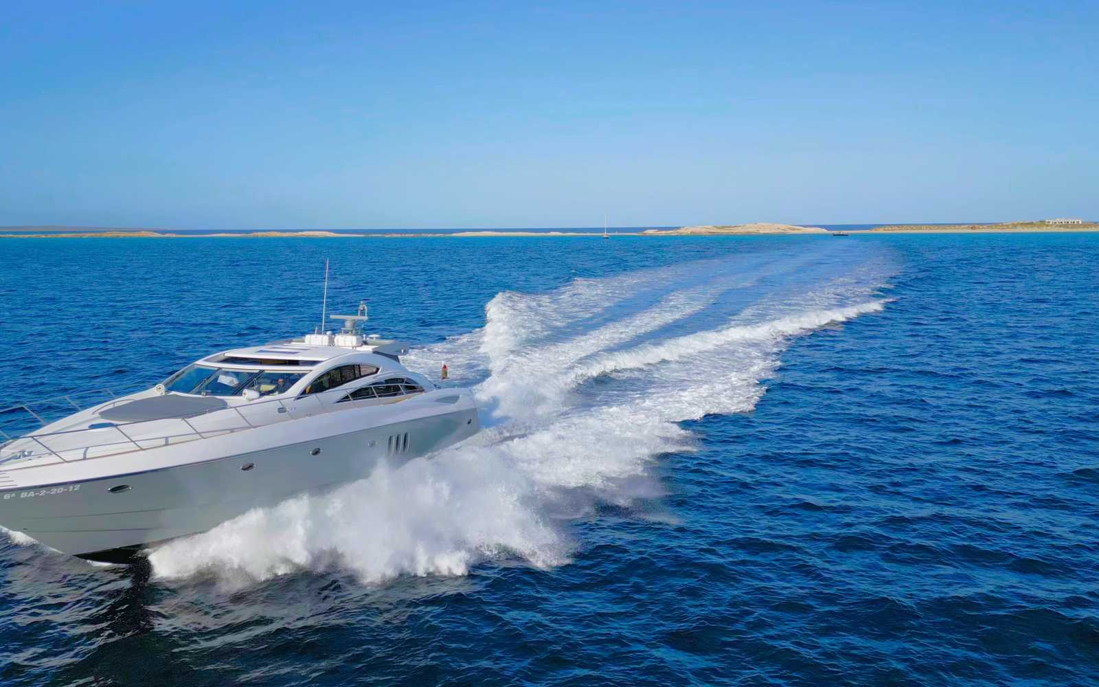 Sunseeker Predator 72 "malbec"