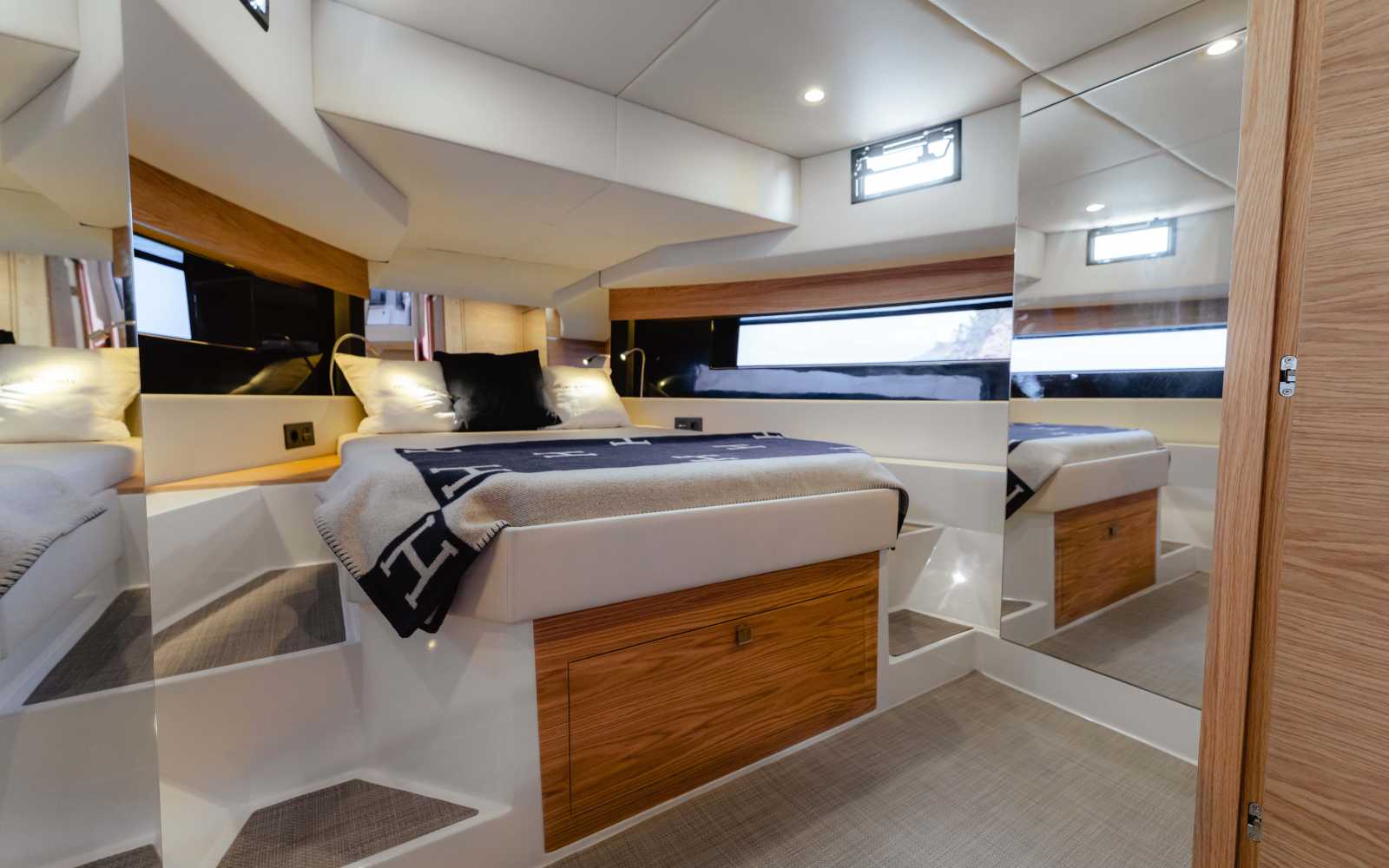 De Antonio D50 "la Perla"