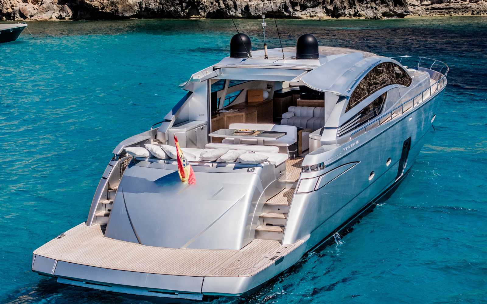 Pershing 80 "wahoo"