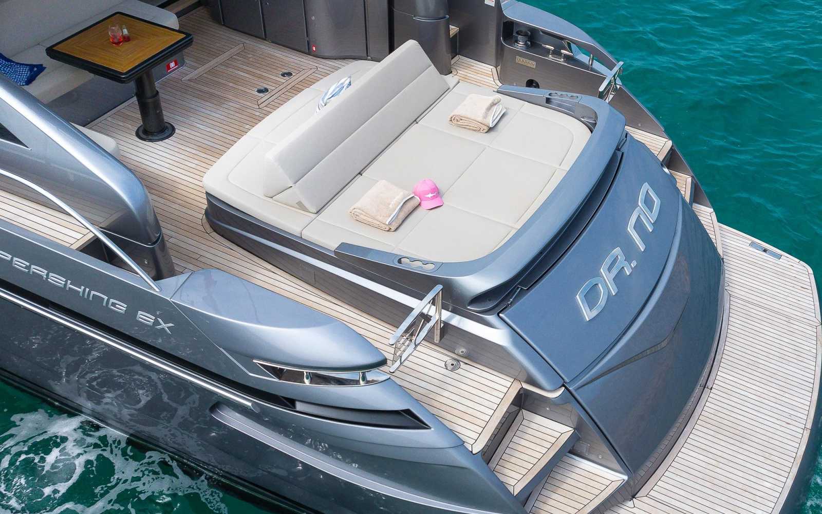 Pershing X6 "dr.no"