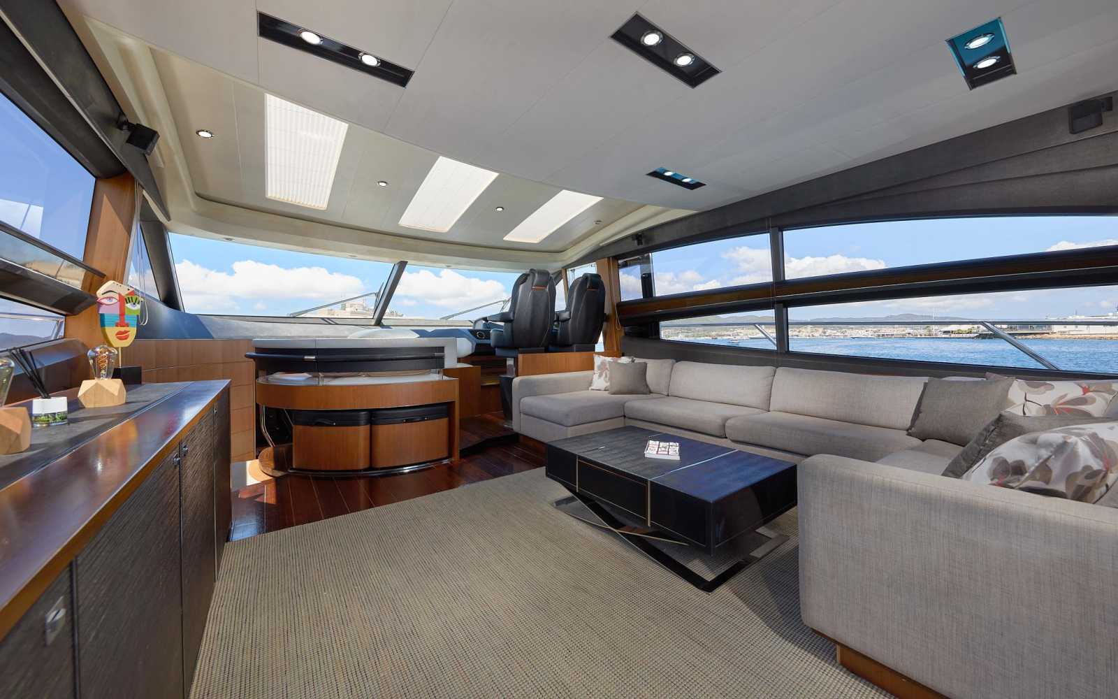 Princess V72 "ruby Tuesday"