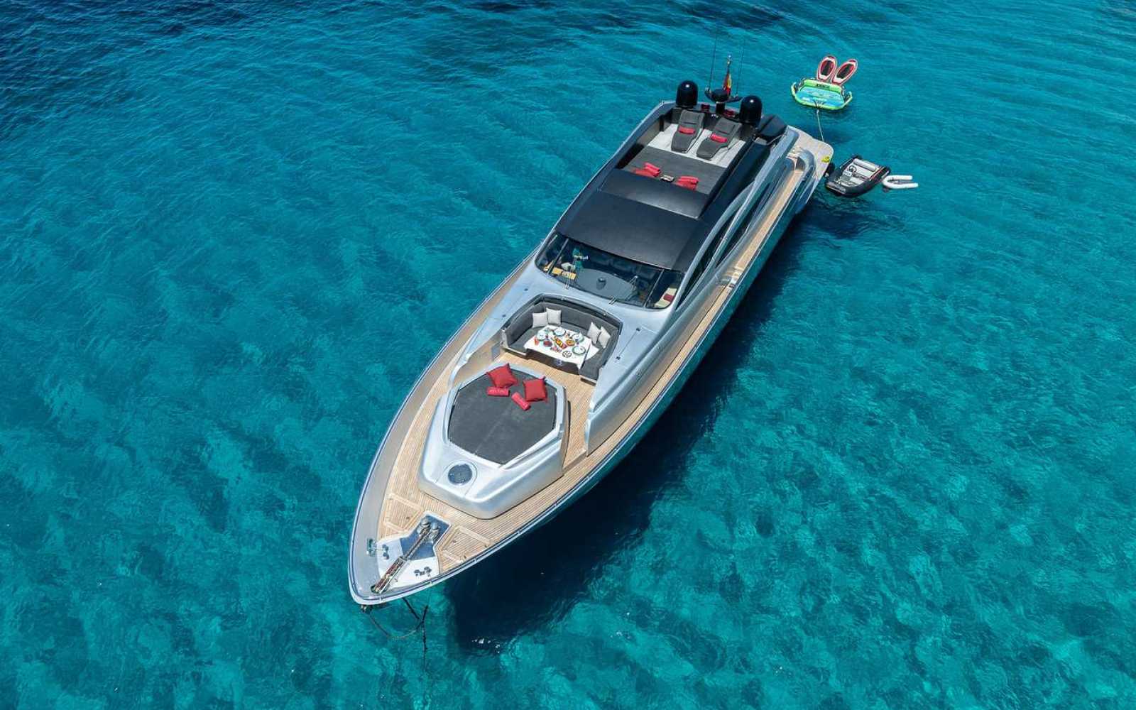 Pershing 90 "xaman"