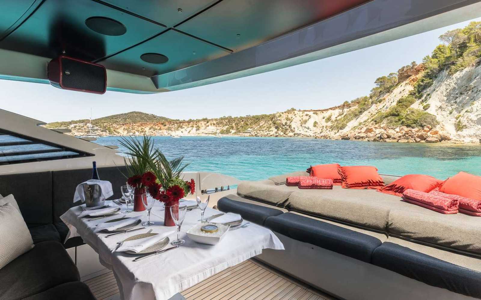 Pershing 90 "xaman"