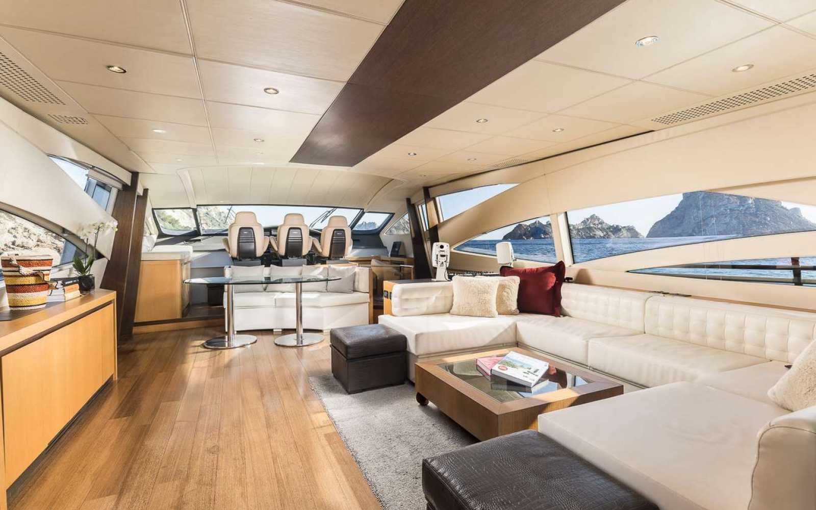 Pershing 90 "xaman"