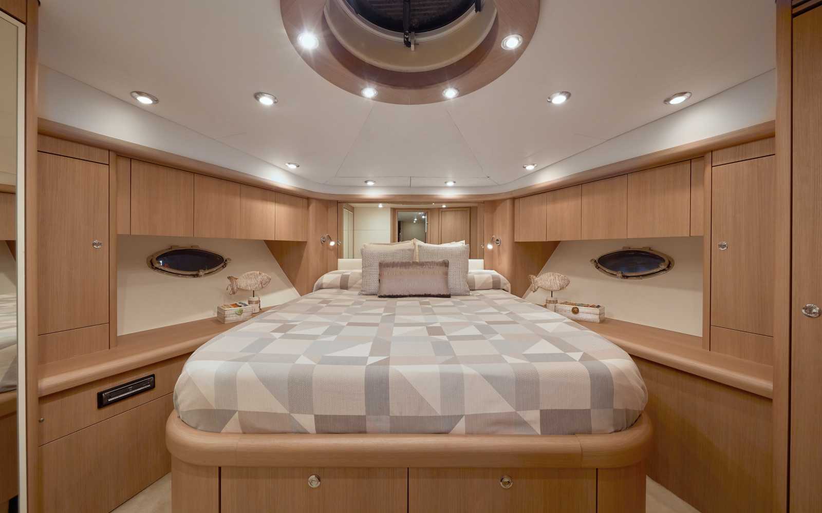 Sunseeker Predator 72  "number 9"
