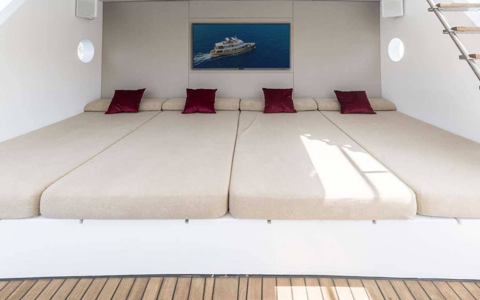 Custom Navetta 31 "semaya"