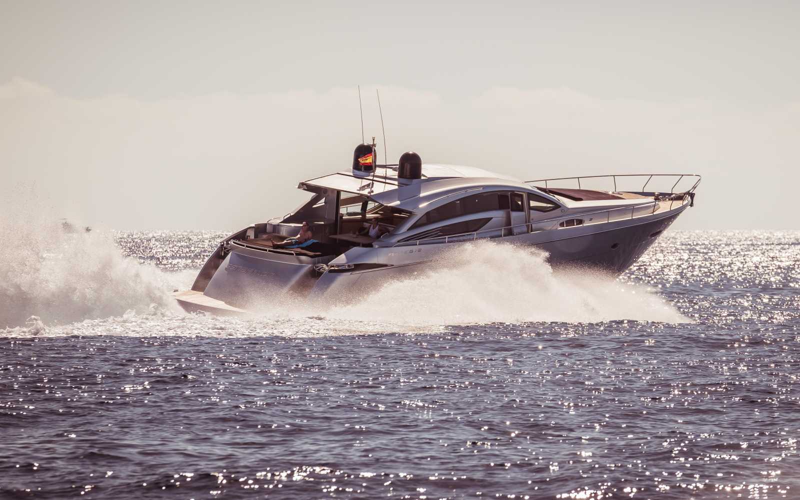 Pershing 72 "sensation"