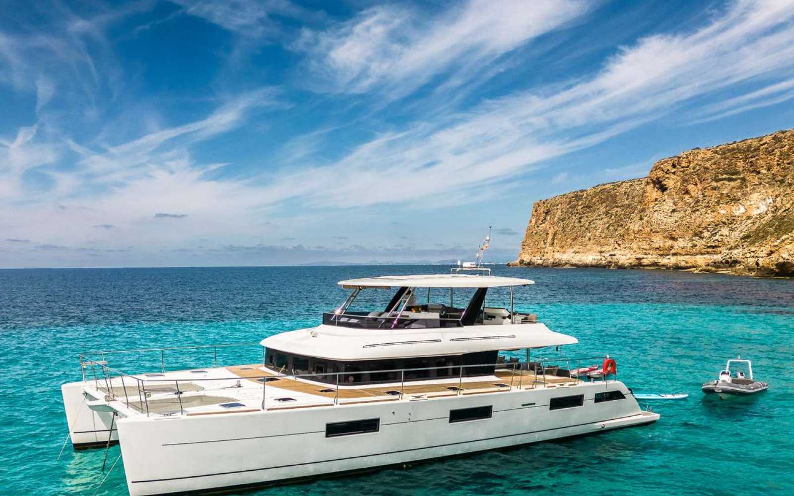 Lagoon 630 "seek"