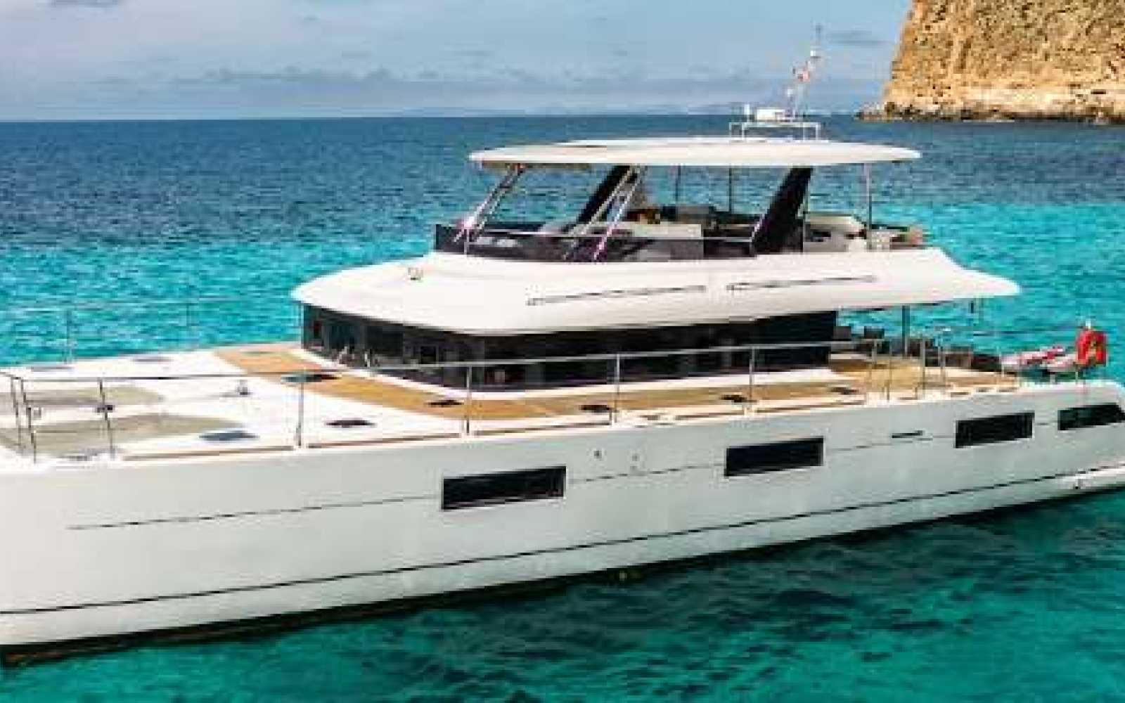 Lagoon 630 "seek"
