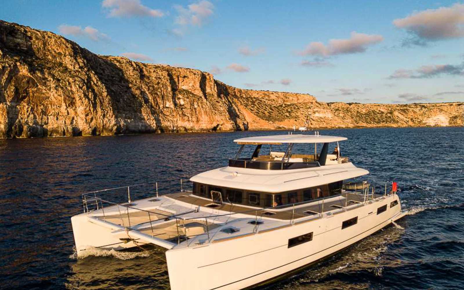 Lagoon 630 "seek"