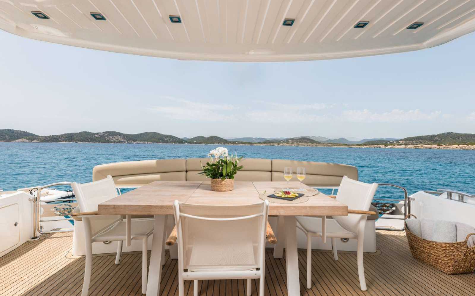Sunseeker Manhattan 70 "cala Di Luna"