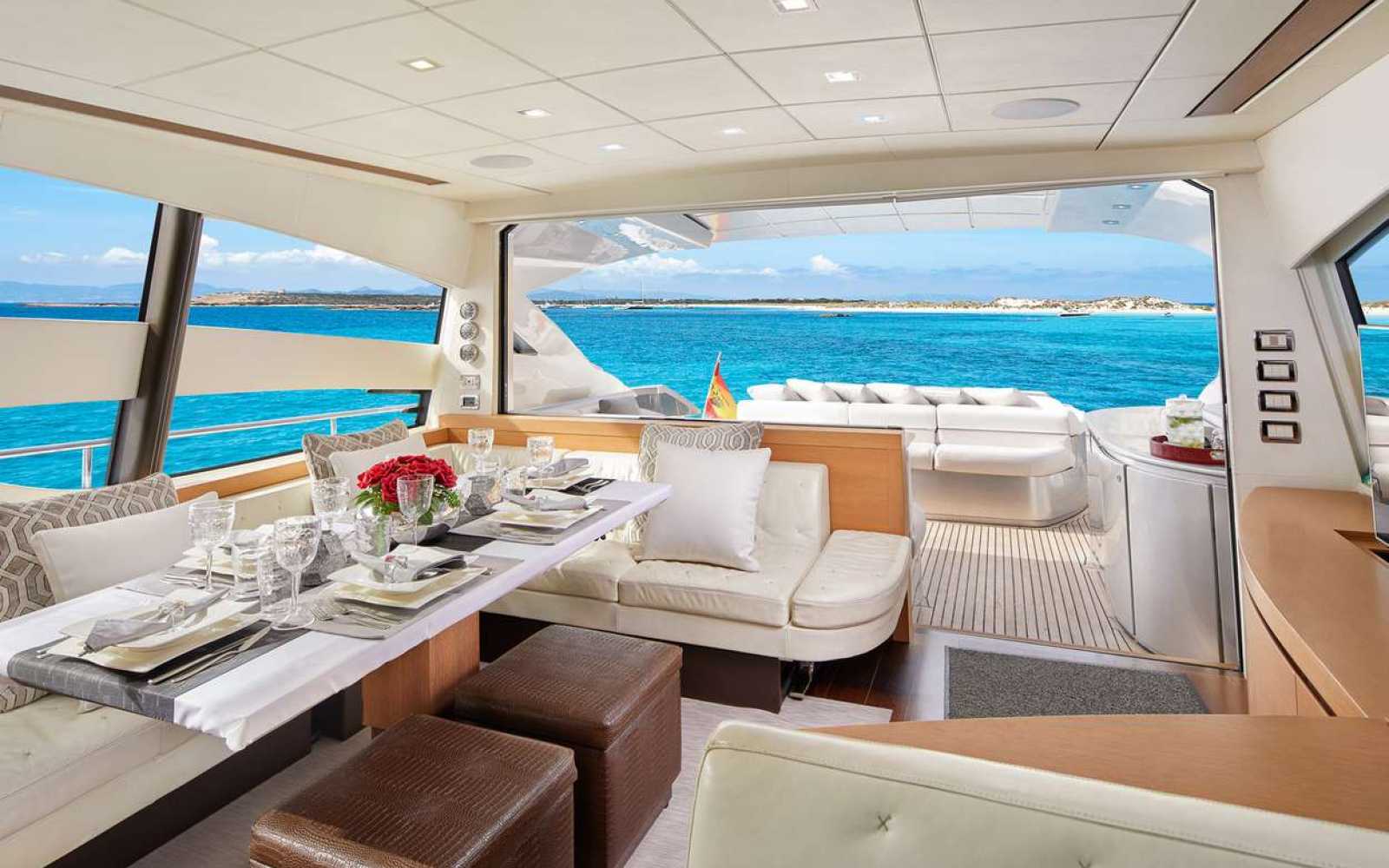 Pershing 72 "legendary"