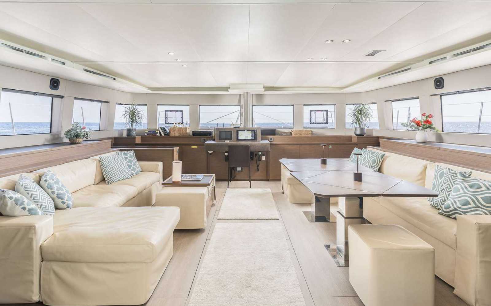 Lagoon 620 "lady Fiona"