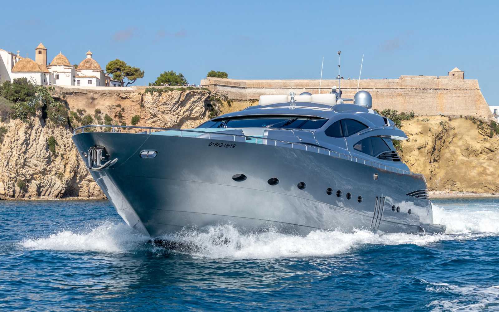 Pershing 90 "inspiration"