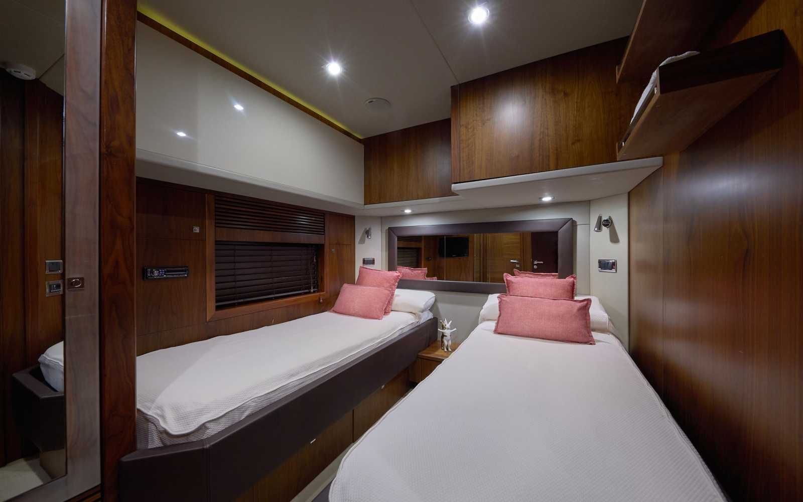 Sunseeker Predator 84 "ariyas"