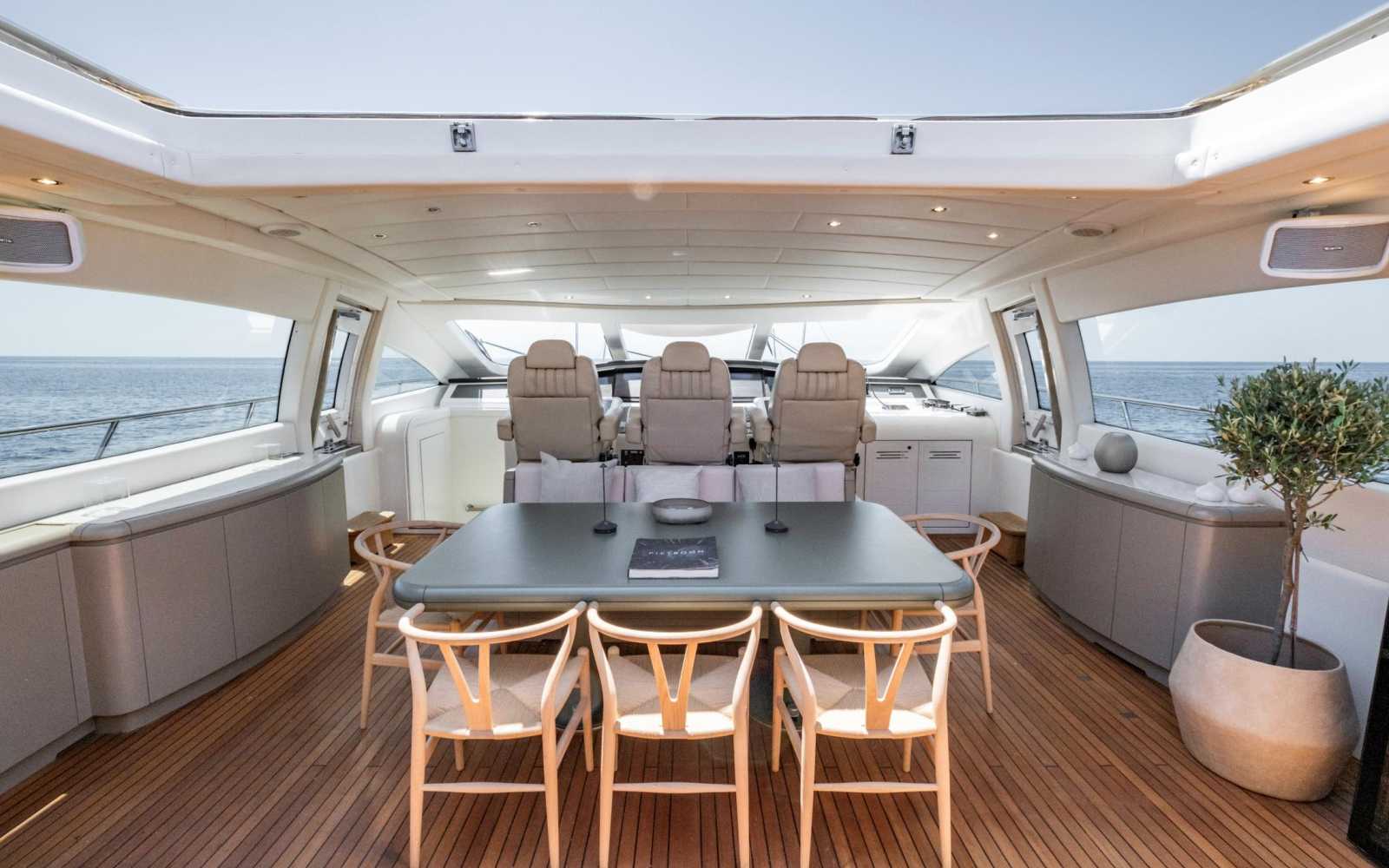 Mangusta 108 "triniti"