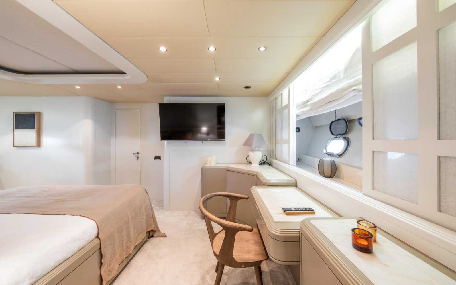 Mangusta 108 "triniti"