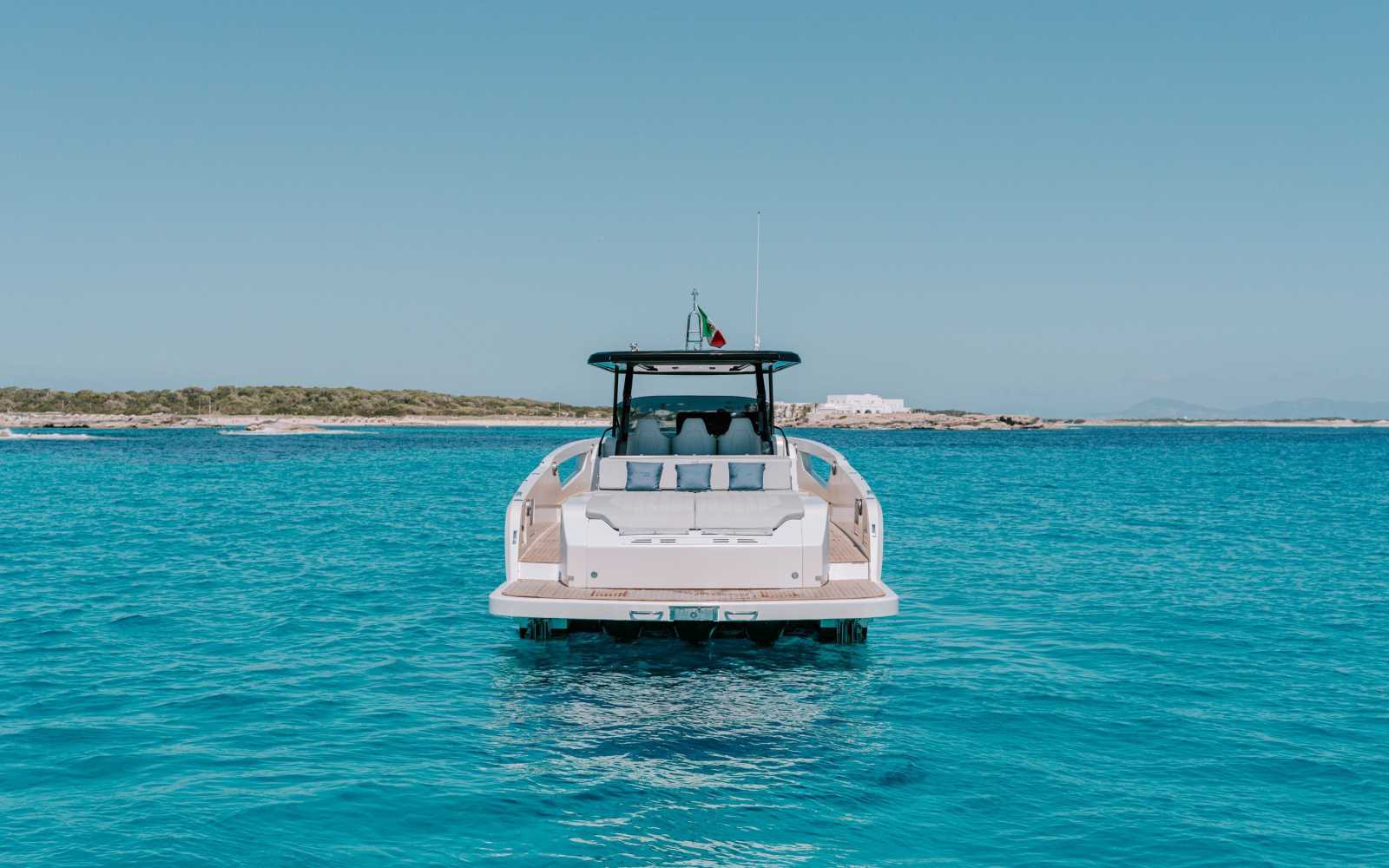 Cayman 40 "caiman"