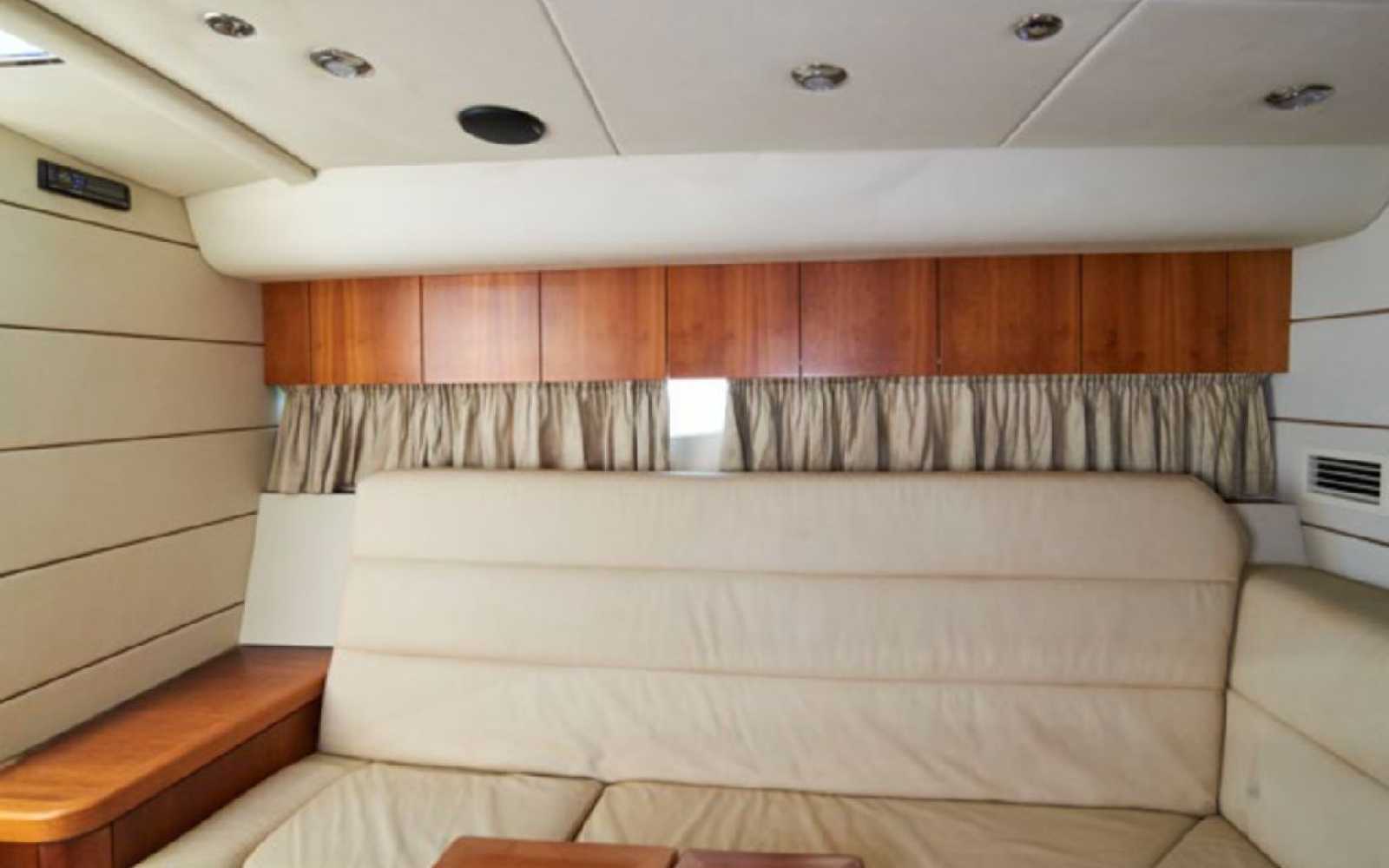 Sunseeker Superhawk 43 "lady Boss"