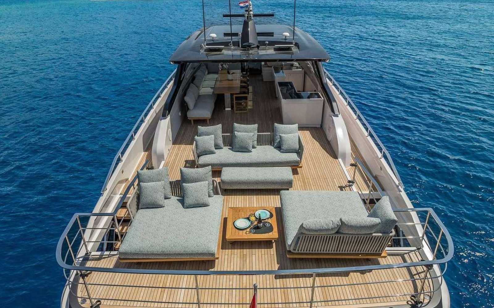 Ferreti 1000 "nailu+"