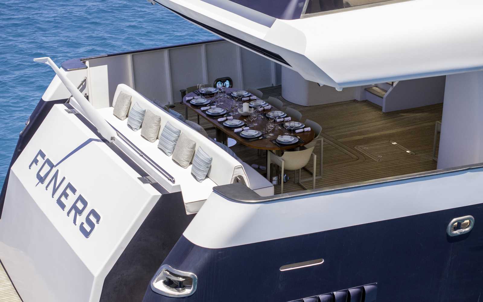 Custom Royal Yacht 150 "my Foners"