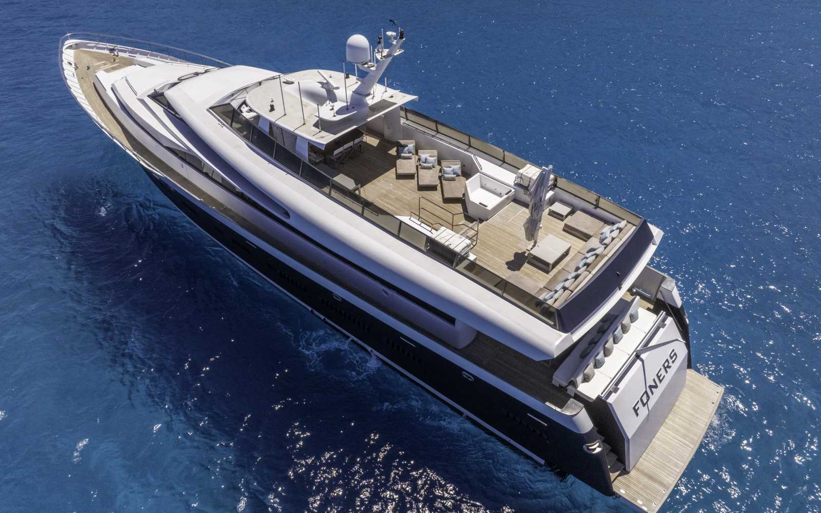 Custom Royal Yacht 150 "my Foners"