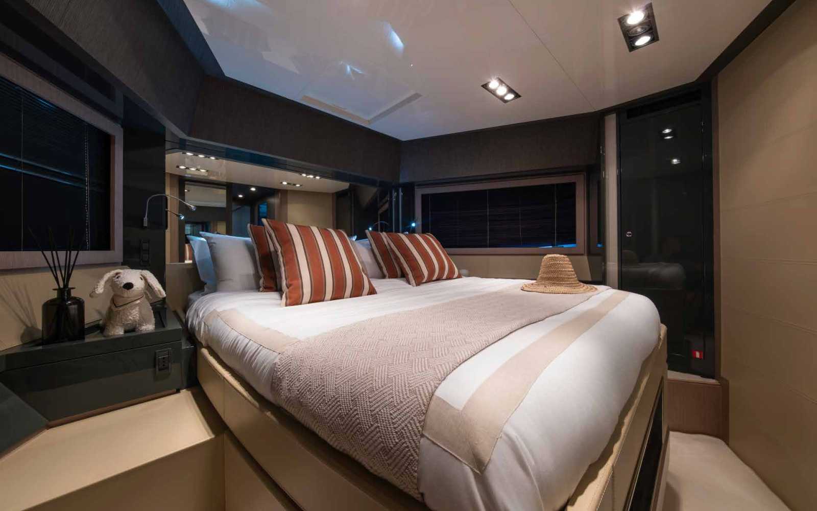Riva 86 "tanit"