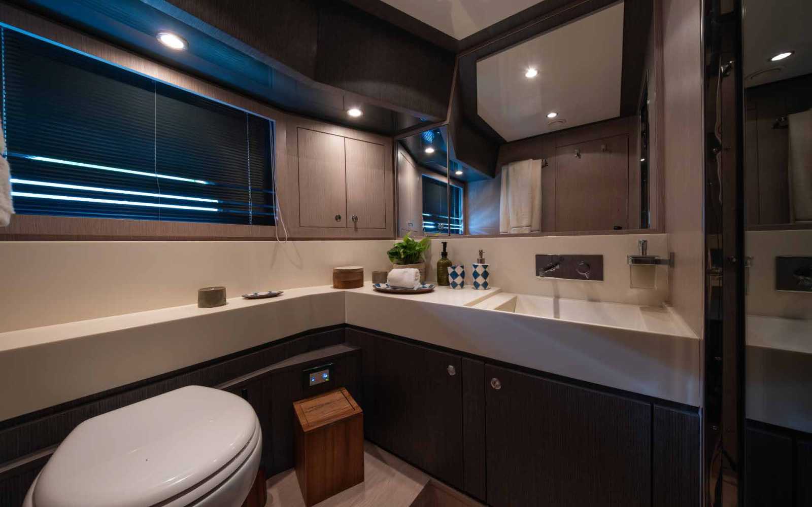 Riva 86 "tanit"