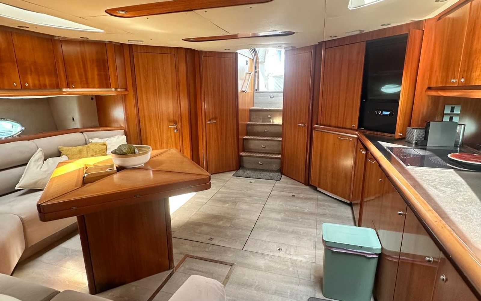 Sunseeker Predator 68 "charly Fox"