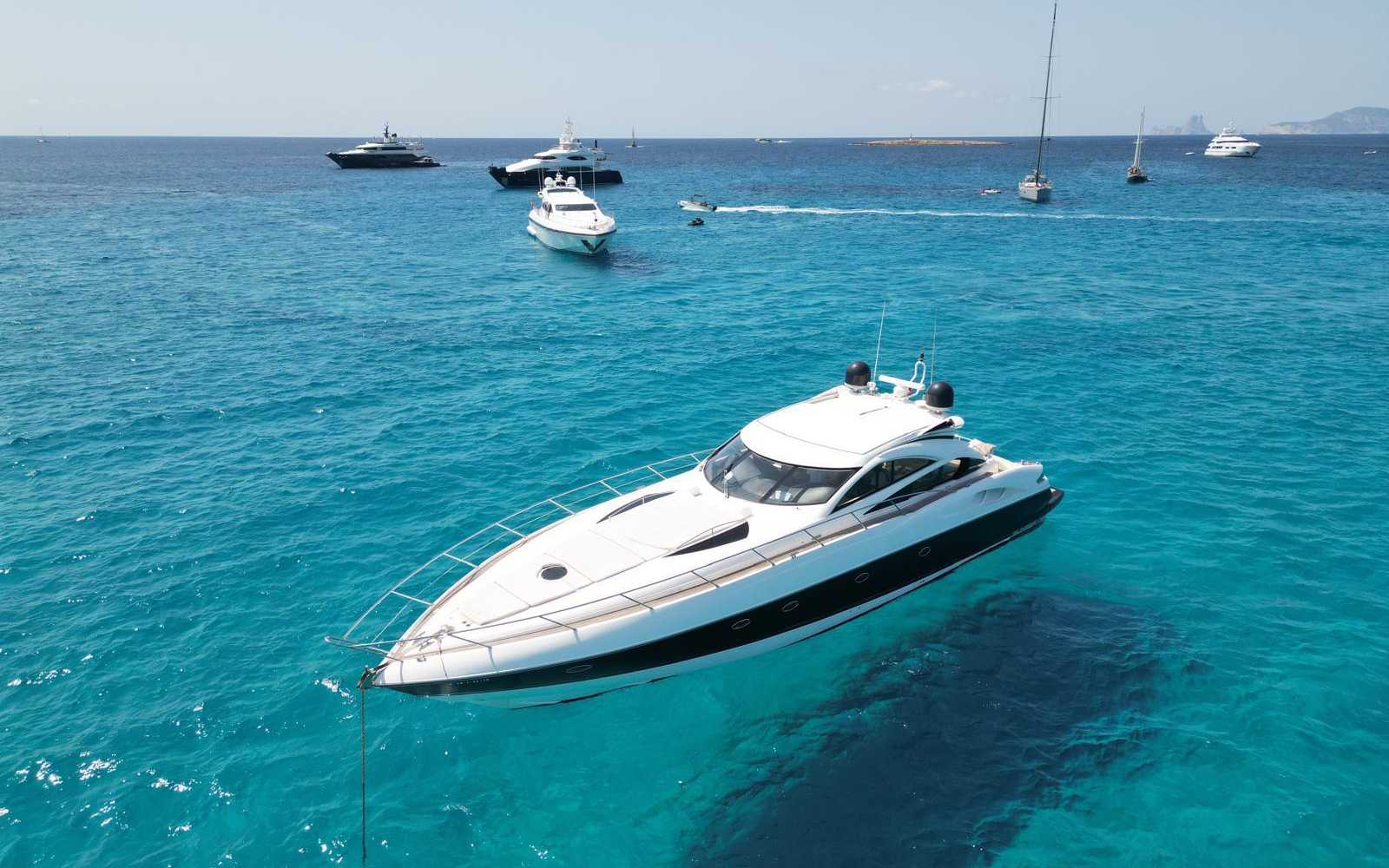 Sunseeker Predator 68 "charly Fox"
