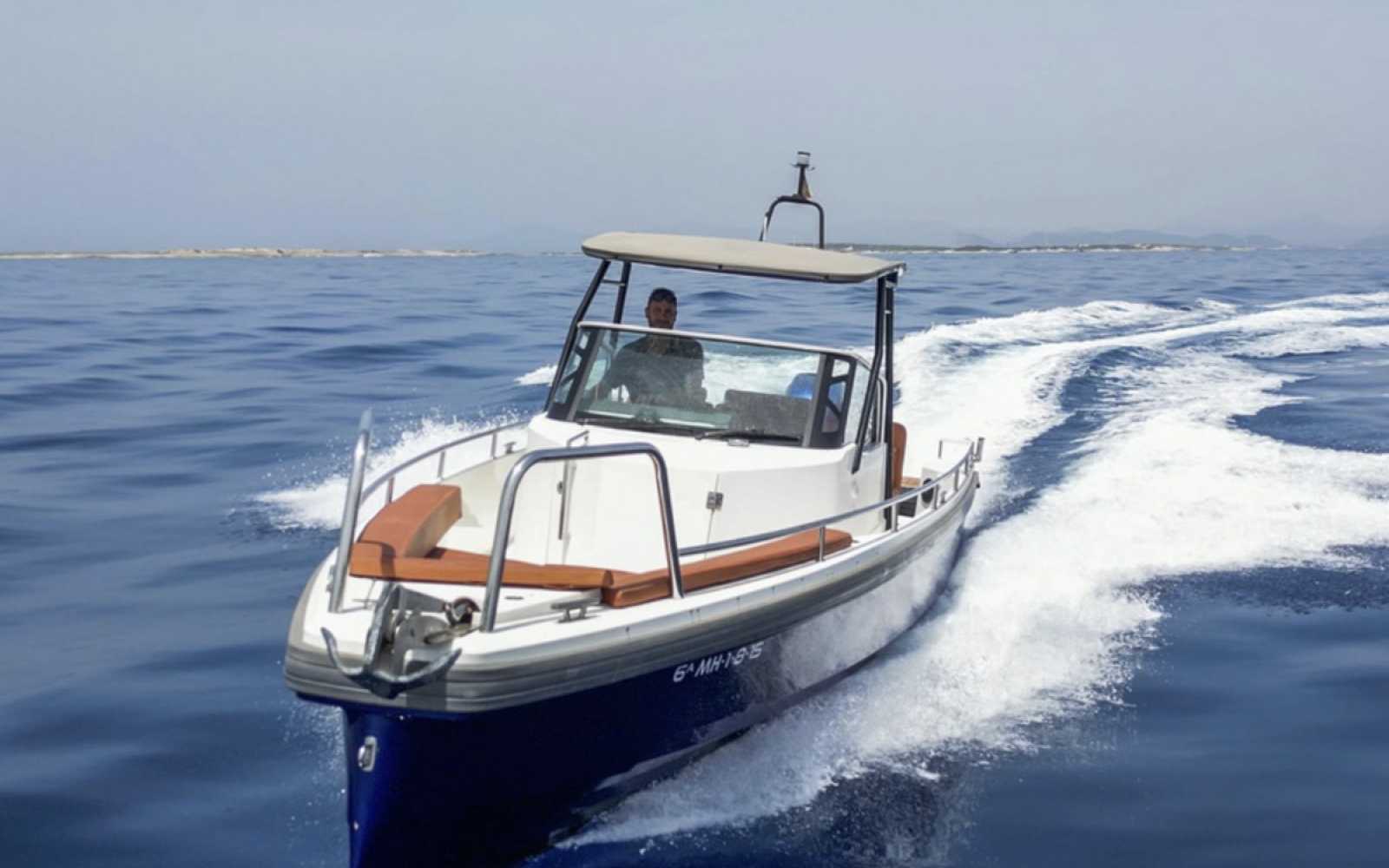Axopar 28t "axopar"