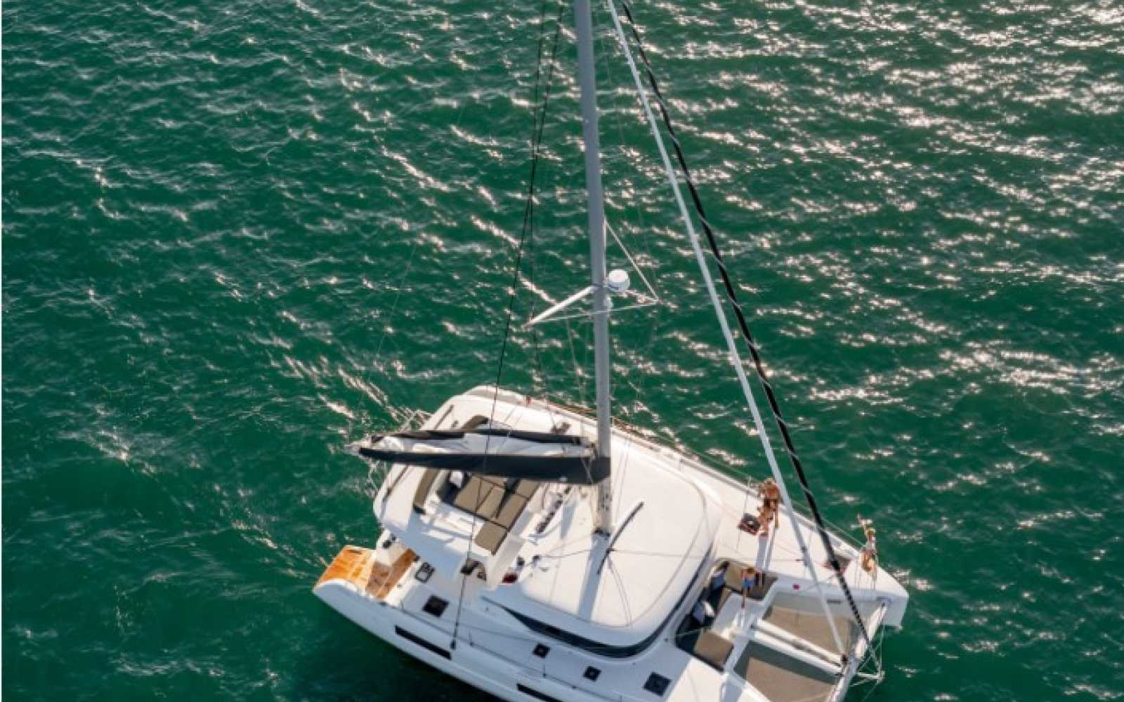 Lagoon 46 "blue Regeneration"