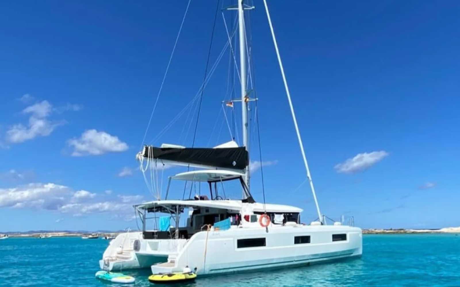Lagoon 46 "peikea"